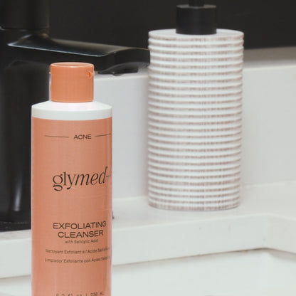 Exfoliating Cleanser with Salicylic Acid